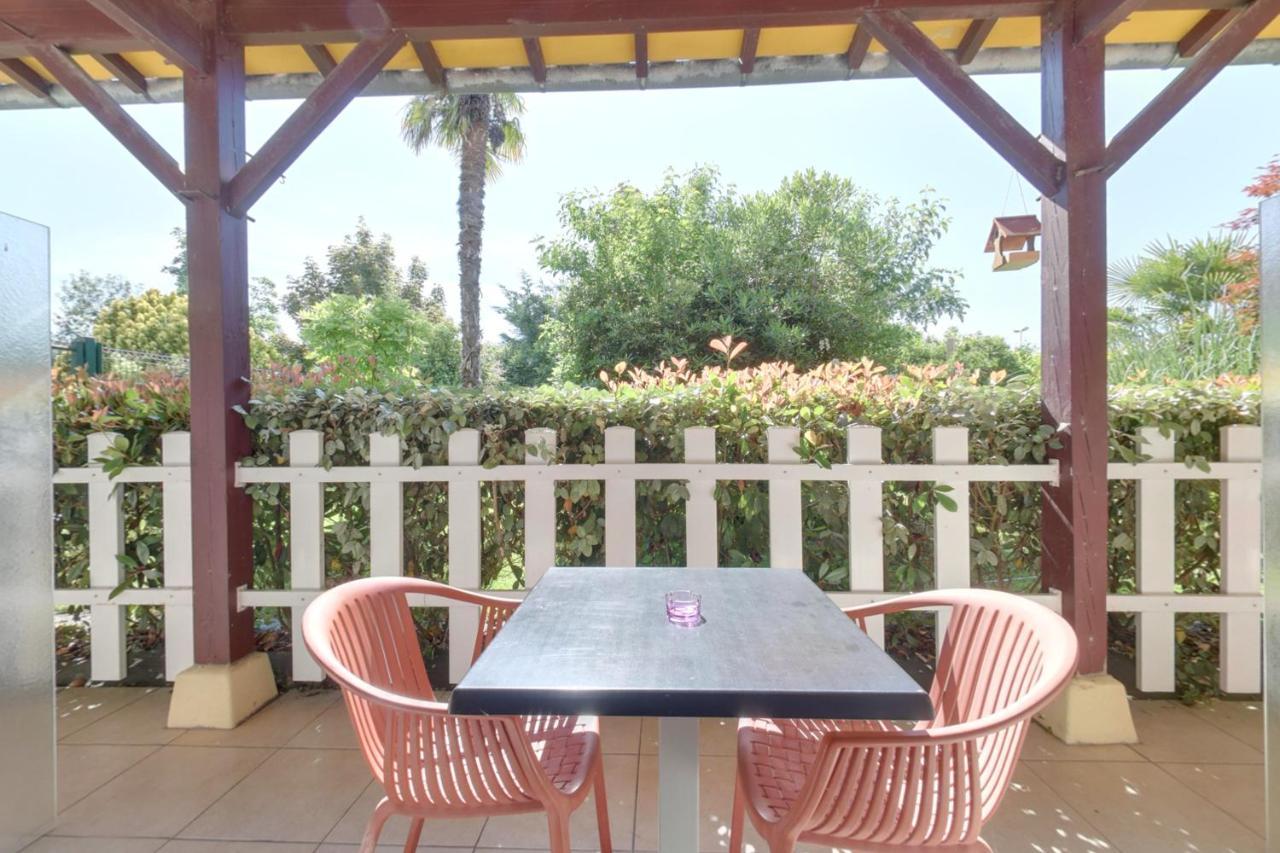 Contact Hotel O'Nice Saintes Bagian luar foto