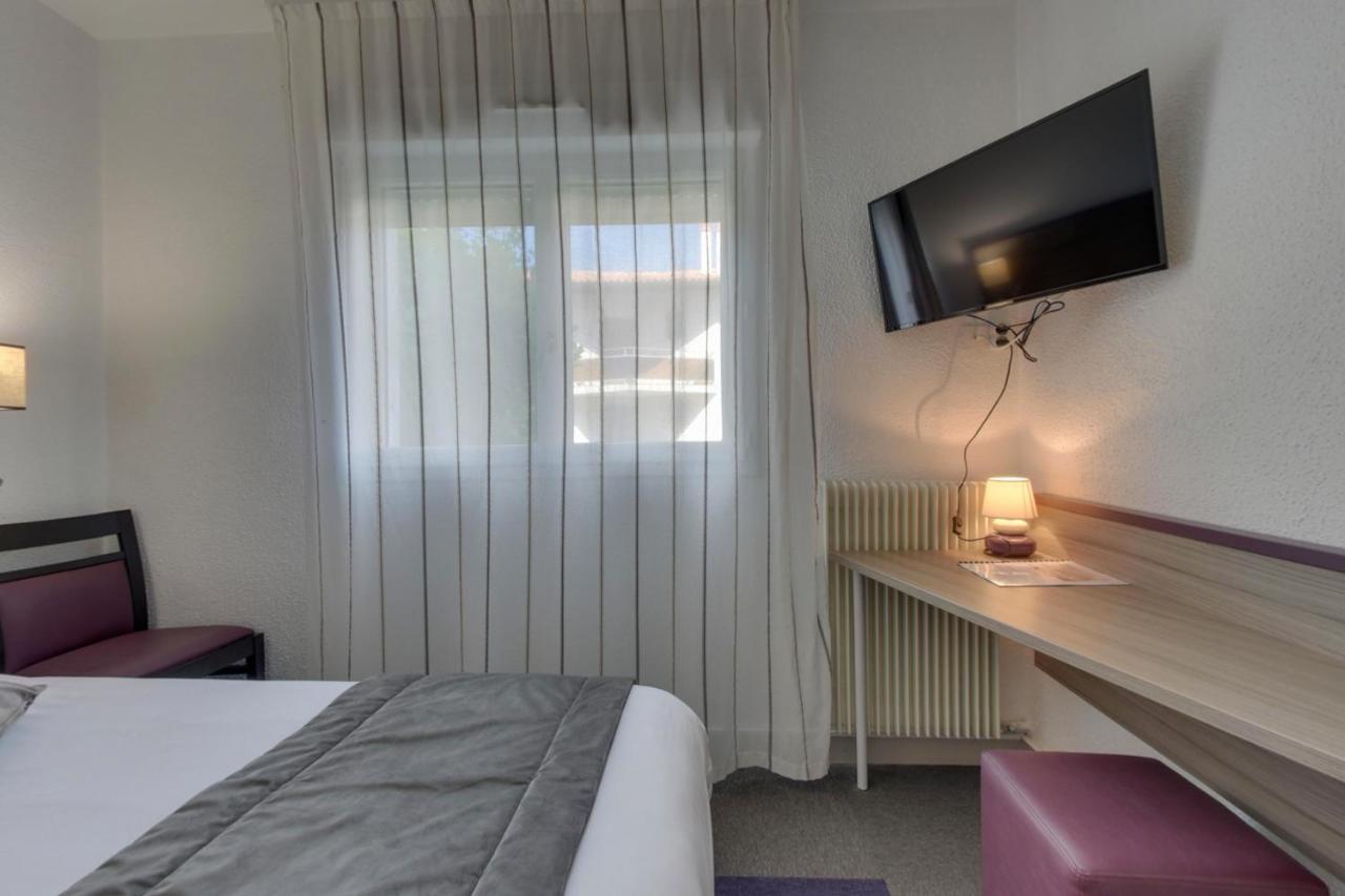 Contact Hotel O'Nice Saintes Bagian luar foto