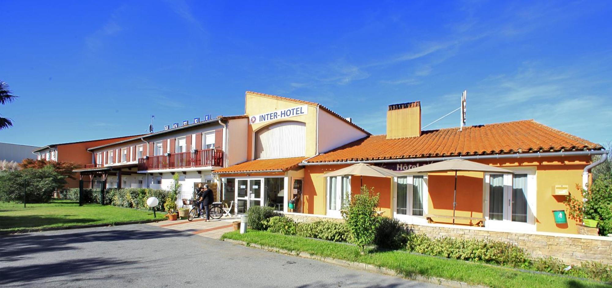 Contact Hotel O'Nice Saintes Bagian luar foto