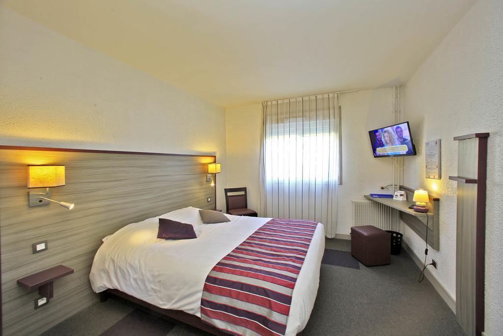 Contact Hotel O'Nice Saintes Bagian luar foto