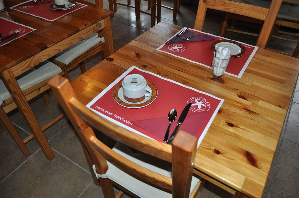 Contact Hotel O'Nice Saintes Bagian luar foto