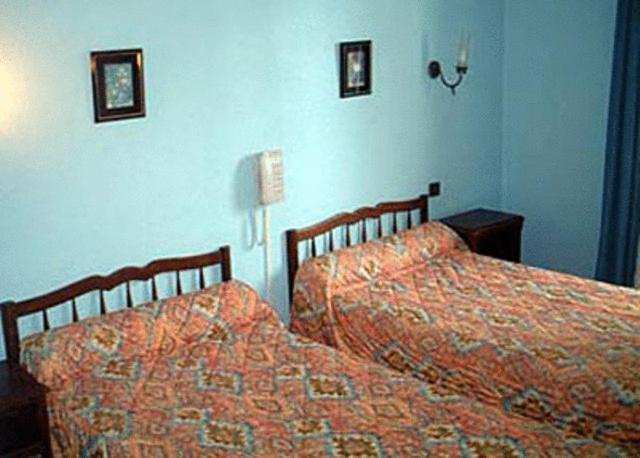 Contact Hotel O'Nice Saintes Ruang foto