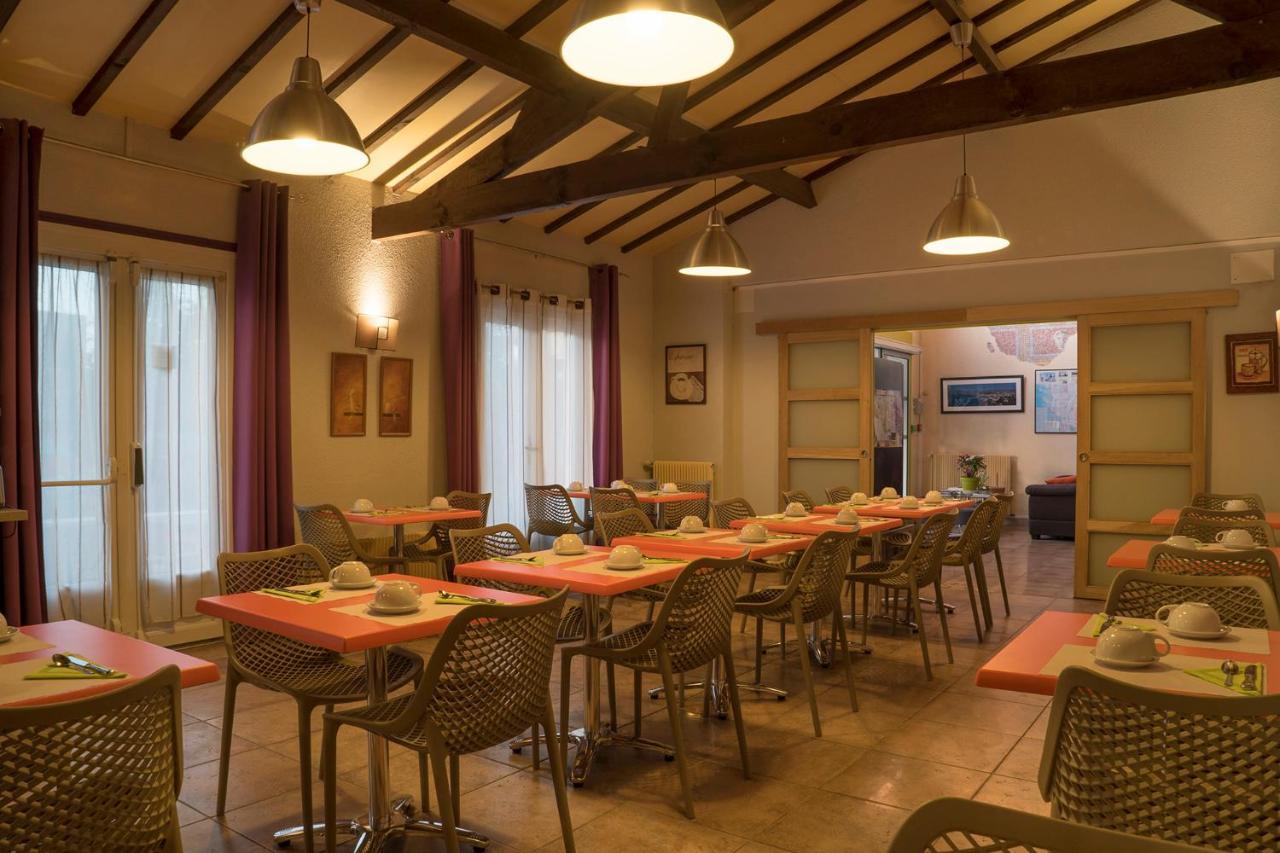 Contact Hotel O'Nice Saintes Bagian luar foto